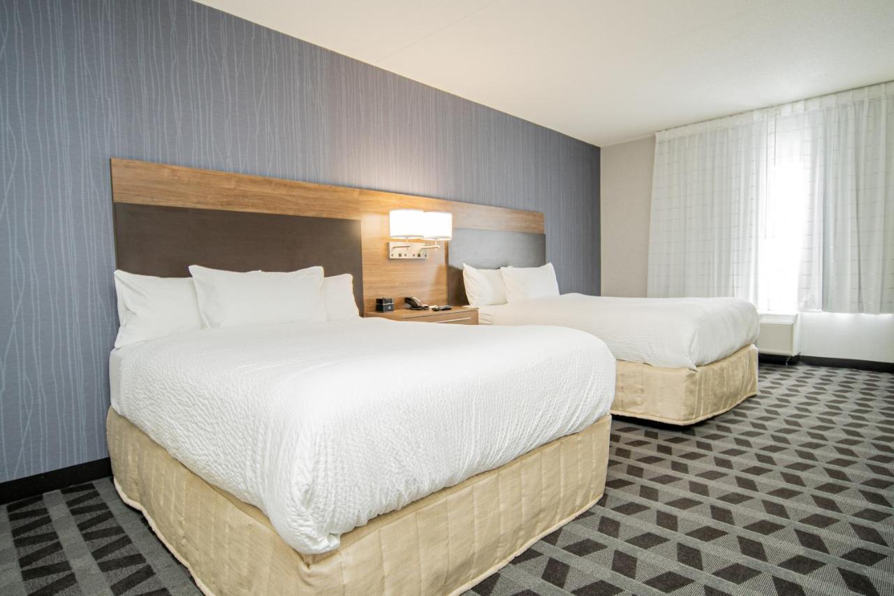 Towneplace Suites By Marriott Brantford And Conference Centre Exteriör bild