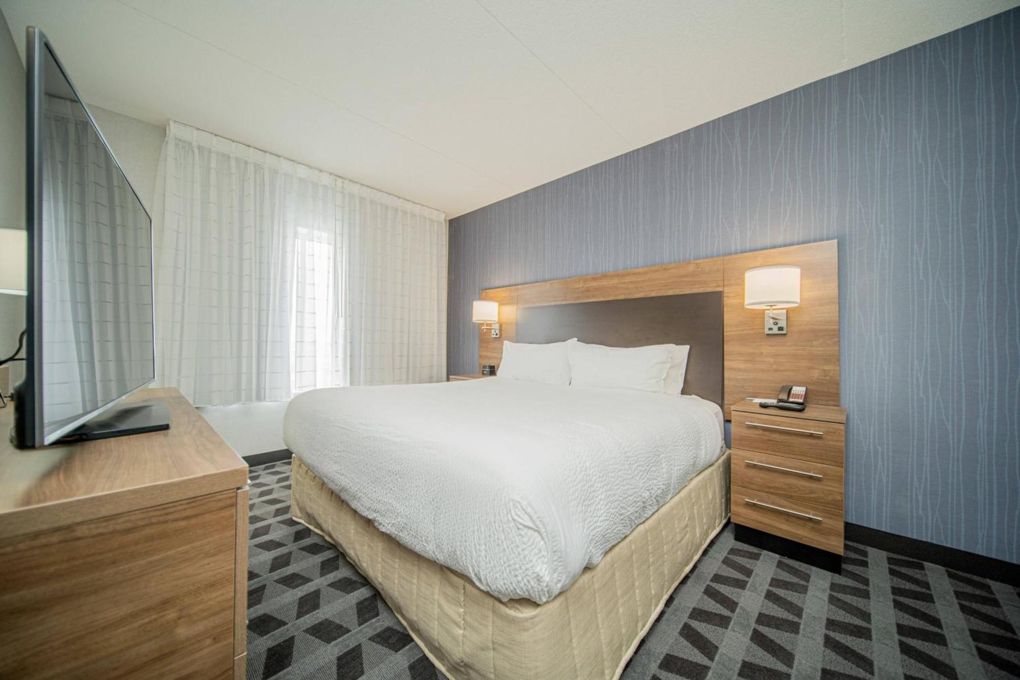 Towneplace Suites By Marriott Brantford And Conference Centre Exteriör bild