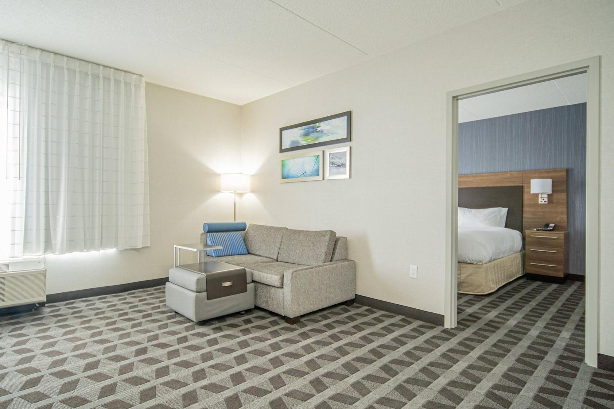 Towneplace Suites By Marriott Brantford And Conference Centre Exteriör bild