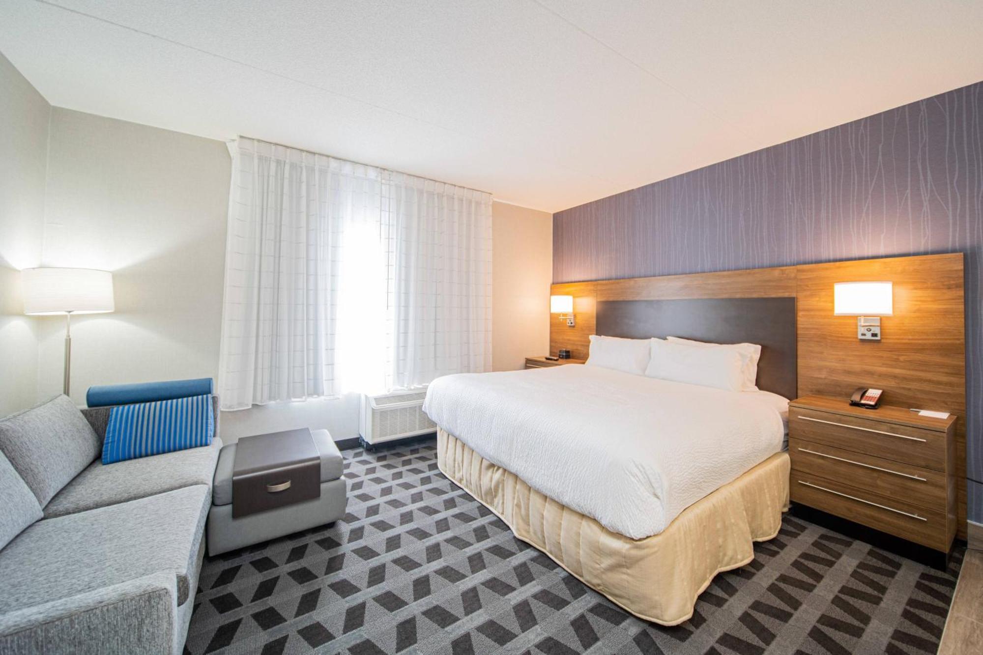Towneplace Suites By Marriott Brantford And Conference Centre Exteriör bild