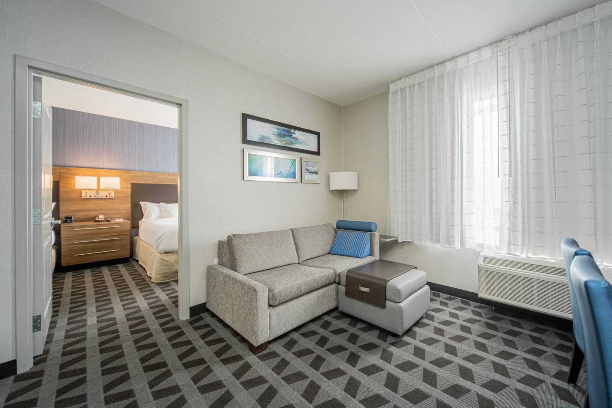 Towneplace Suites By Marriott Brantford And Conference Centre Exteriör bild