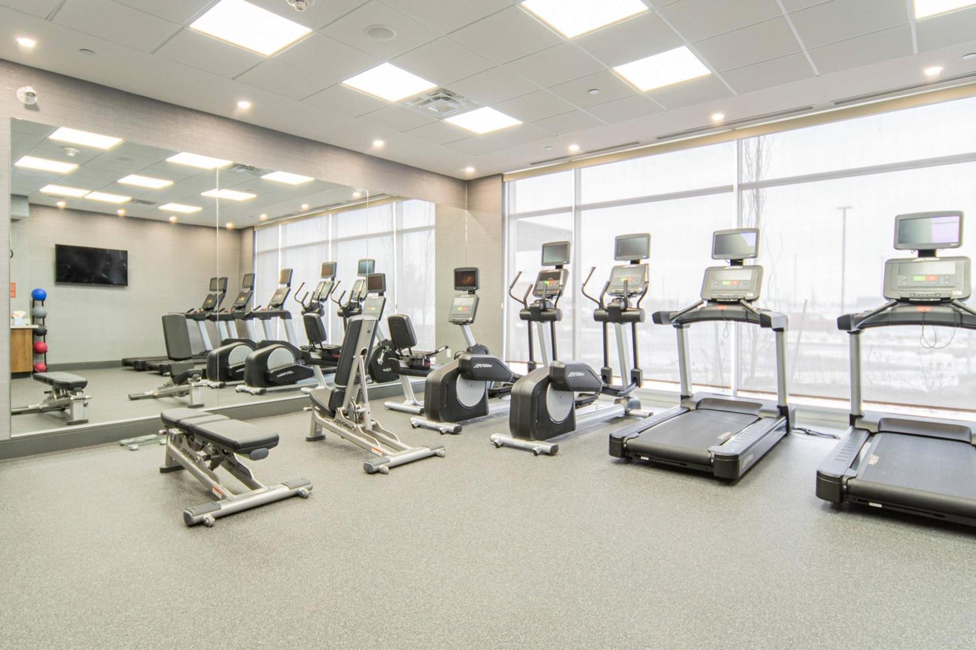 Towneplace Suites By Marriott Brantford And Conference Centre Exteriör bild